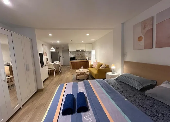 Apartment Whitetower Aparment Bangkok