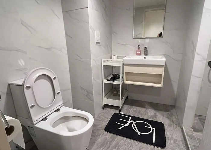 Whitetower Aparment Bangkok